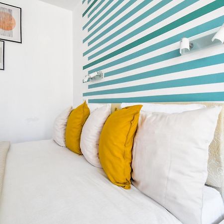 Modern Studios - Meters Away From The Beach เปาโมเรีย ภายนอก รูปภาพ