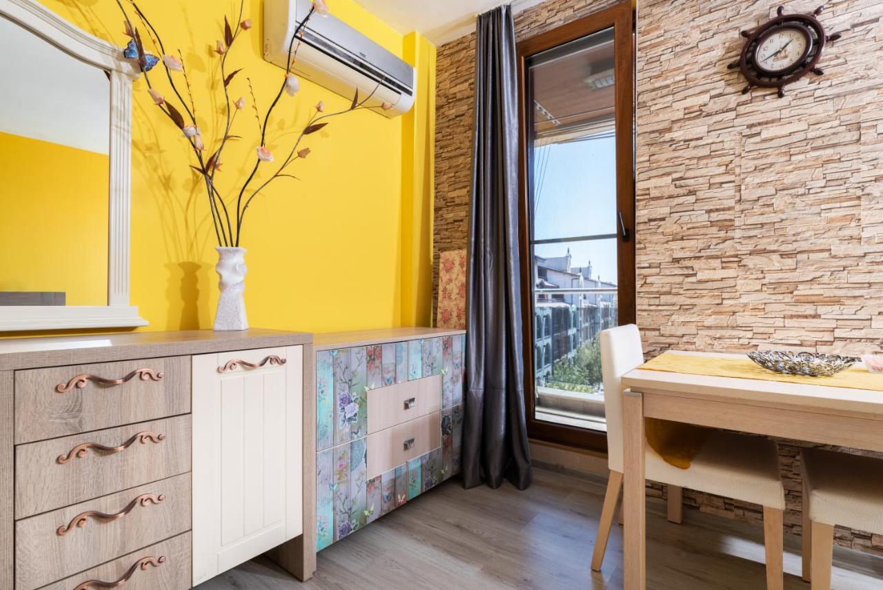 Modern Studios - Meters Away From The Beach เปาโมเรีย ภายนอก รูปภาพ
