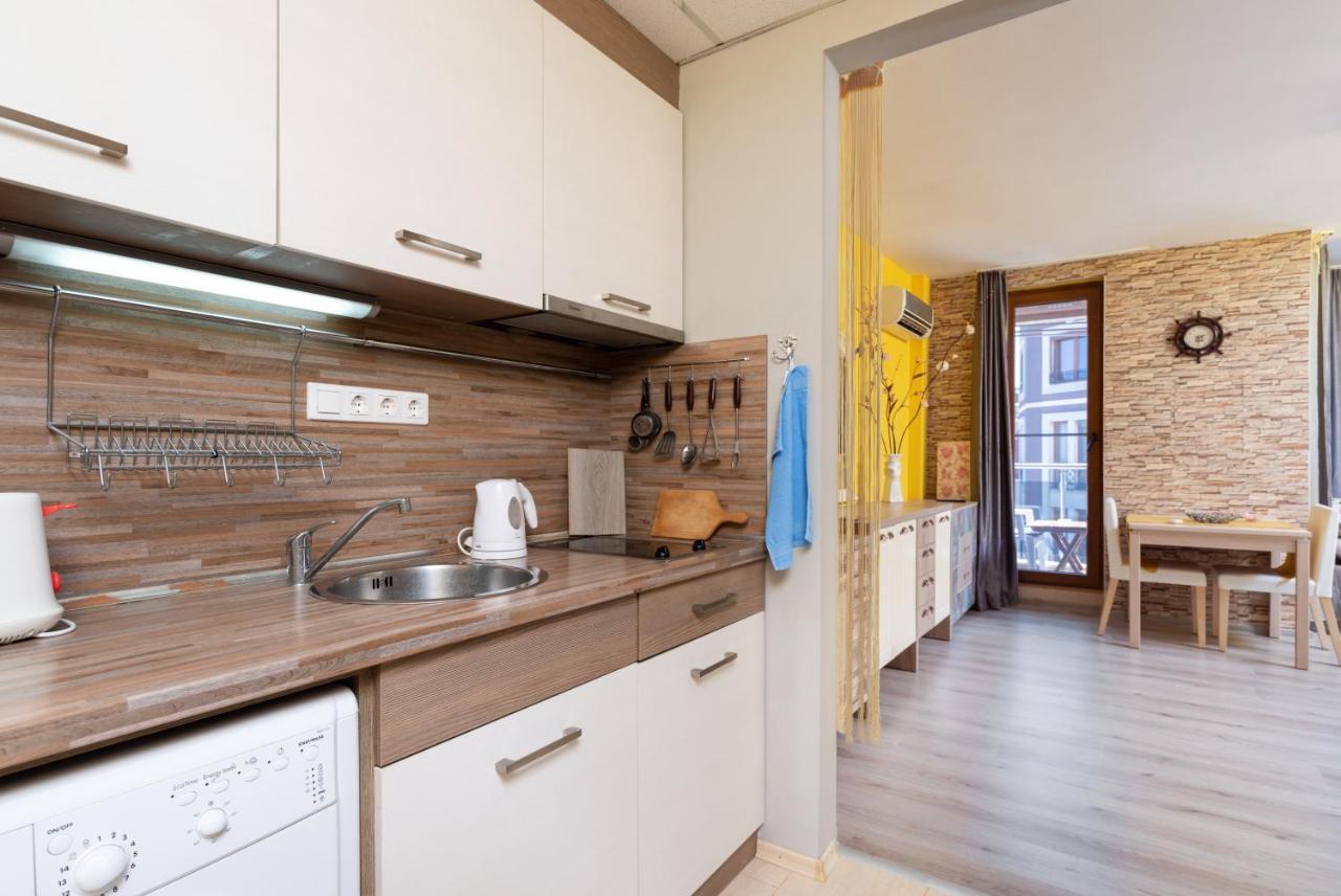 Modern Studios - Meters Away From The Beach เปาโมเรีย ภายนอก รูปภาพ