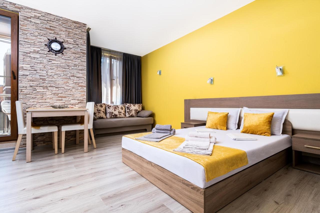 Modern Studios - Meters Away From The Beach เปาโมเรีย ภายนอก รูปภาพ