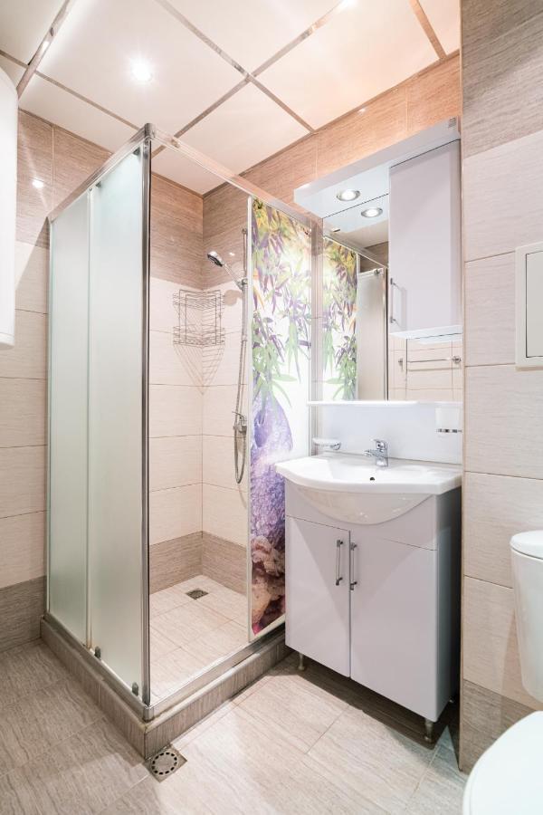 Modern Studios - Meters Away From The Beach เปาโมเรีย ภายนอก รูปภาพ