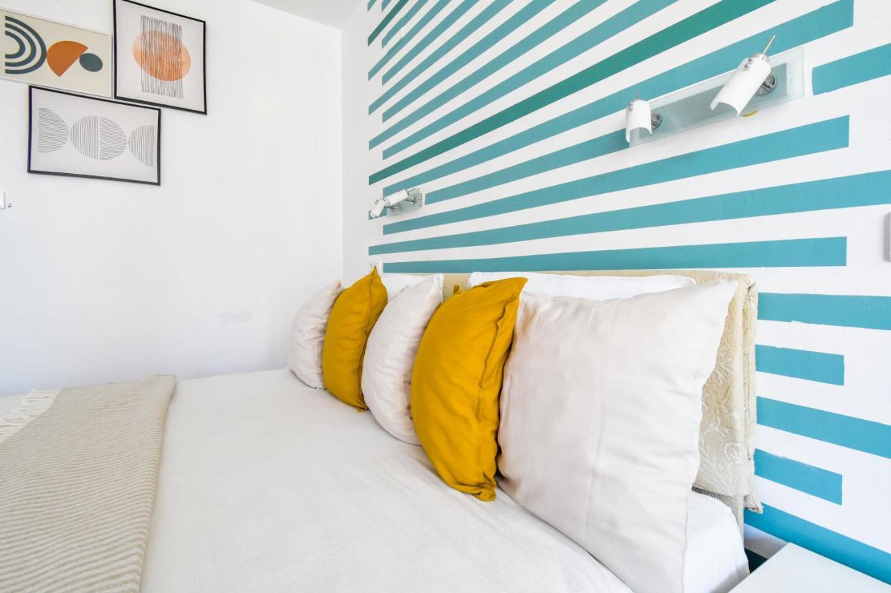 Modern Studios - Meters Away From The Beach เปาโมเรีย ภายนอก รูปภาพ