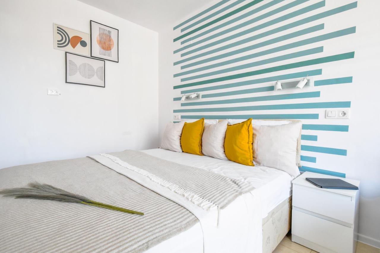 Modern Studios - Meters Away From The Beach เปาโมเรีย ภายนอก รูปภาพ